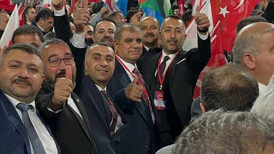 'Yeni Dönüm Noktası': YRP Malatya Teşkilatı Ankara'da Güç Gösterisi Yaptı