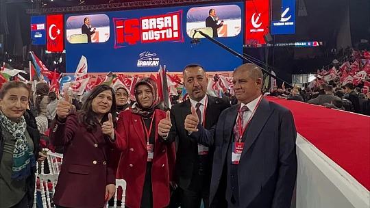 'Yeni Dönüm Noktası': YRP Malatya Teşkilatı Ankara'da Güç Gösterisi Yaptı