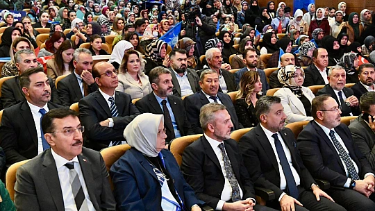Battalgazi Kadın kolları başkanı Ebru İnanç güven tazeledi..
