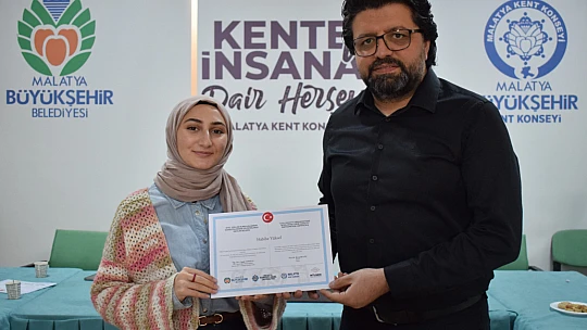 Malatya'da 30 Kursiyer Dijital Fotoğrafçılık Eğitimiyle Buluştu