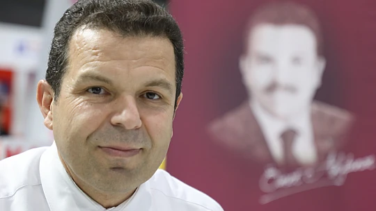 Yazar Ömer Akpınar: 'Okumazsanız karanlıktasınız'