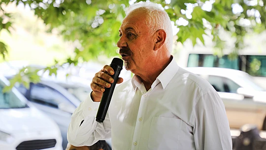 Cömertoğlu: 'CHP'li Belediyelere karşı savunma hakkı vermiyorlar'