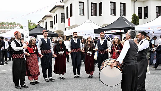 Şef Ömür Akkor'dan Arapgir Mutfağına Tam Not