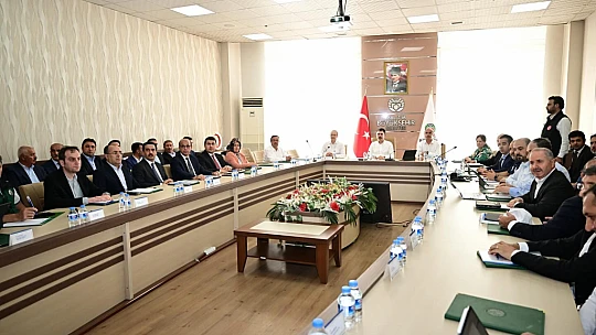 Başkan Özbay: 'Kale'nin Taleplerini Bakan Kurum'a İlettik'