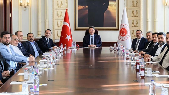 Malatya Heyetinden Bakan Tunç'a 'Yeniden İmar' Ziyareti