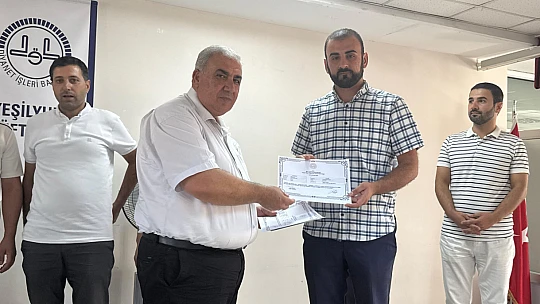 İlkyardım ve İşaret Dili Eğitimini Tamamlayan Kursiyerler Belgelendirildi
