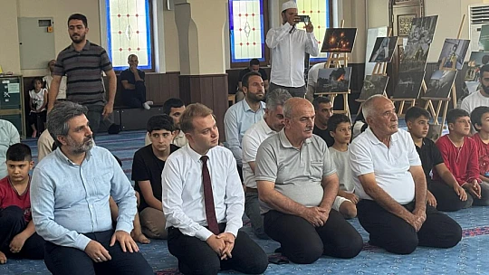 Başarılı Öğrenciler Kale'de Ödüllendirildi