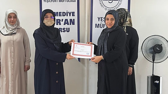 İlkyardım ve İşaret Dili Eğitimini Tamamlayan Kursiyerler Belgelendirildi