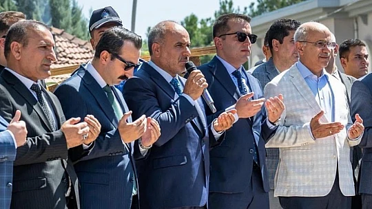 Yazıhan Merkez Camii'nin Temeli Dualarla Atıldı