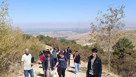 Beydağı Eteklerinde Doğa ve Sohbetle Dolu Bir Gün