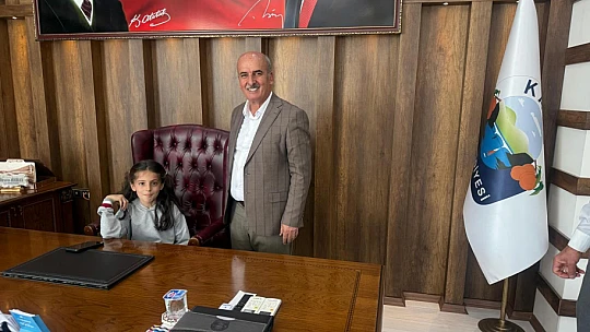 Başkan Özbay: 'Kız Çocuklarımız Yarınlarımızın Umududur'