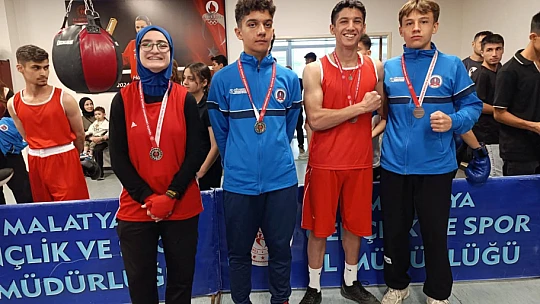 Cumhuriyet Kupası Boks Müsabakaları'nda Şampiyon Malatya Gücü Oldu