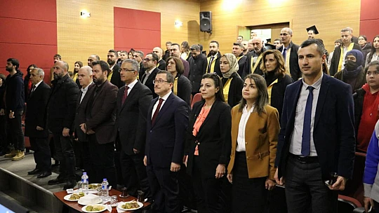 Tezsiz Yüksek Lisans Mezuniyet Töreni Düzenlendi