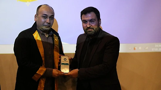 Tezsiz Yüksek Lisans Mezuniyet Töreni Düzenlendi