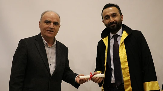 Tezsiz Yüksek Lisans Mezuniyet Töreni Düzenlendi