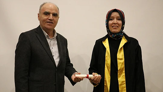 Tezsiz Yüksek Lisans Mezuniyet Töreni Düzenlendi