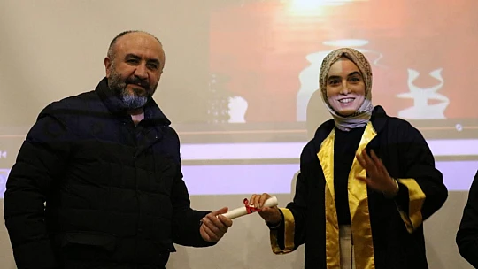 Tezsiz Yüksek Lisans Mezuniyet Töreni Düzenlendi