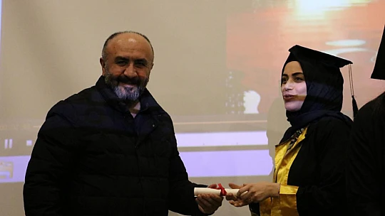 Tezsiz Yüksek Lisans Mezuniyet Töreni Düzenlendi