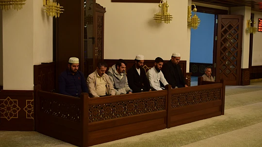 Eller semaya Kudüs için kalktı!