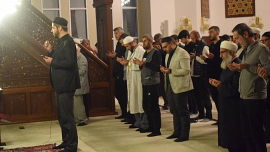 Eller semaya Kudüs için kalktı!