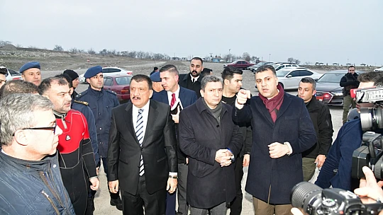 Battalgazi'de  Otobüs, Karakaya Baraj Göleti'ne Uçtu Üç Yaralı