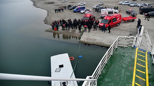 Battalgazi'de  Otobüs, Karakaya Baraj Göleti'ne Uçtu Üç Yaralı
