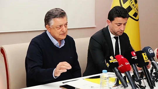 Yılmaz Vural İmzayı Attı.