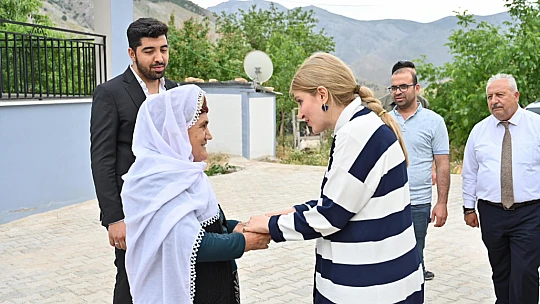 Ölmeztoprak: 'Büyüklerimiz Hikmet Taşıyan Birer Hazine'