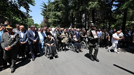 Pütürgeli Şehit Ahmet Gültekin İçin Gözyaşlarıyla Veda