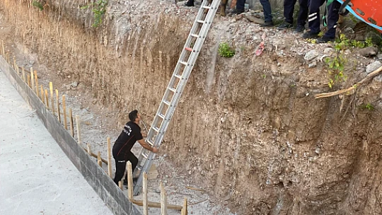 Malatya'da İnşaatta Korkutan Kaza: Bir Kişi Temele Düştü