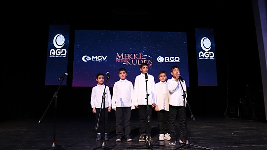 Mekke Fethi Ve Kudüs Gecesi Çoşkuyla Kutlandı!