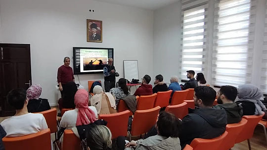 Işığı Yakalayın: Dijital Fotoğrafçılık Eğitimleri Başladı...