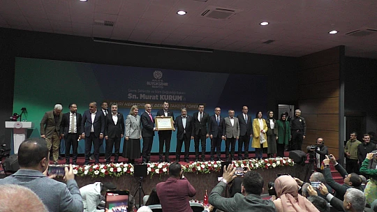 Bakan Kurum'a Malatya Fahri Hemşehrilik Beratı Takdim Edildi