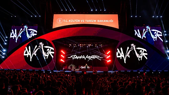 Sagopa Kajmer'den Malatya'da unutulmaz konser