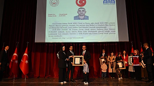 Hüzün ve Gurur Bir Arada: Kahramanlara Anlamlı Tören