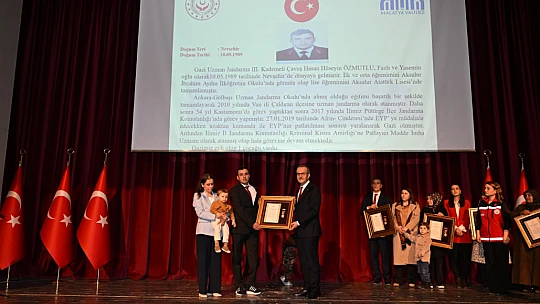 Hüzün ve Gurur Bir Arada: Kahramanlara Anlamlı Tören
