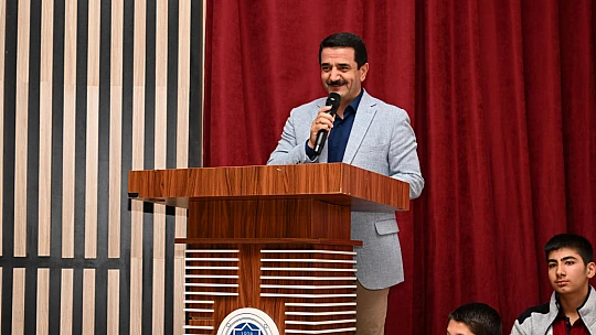 Nurullah Genç, Battalgazi'de Gençlerle Buluştu: 'Büyük Düşünün, Cesur Adımlar Atın'