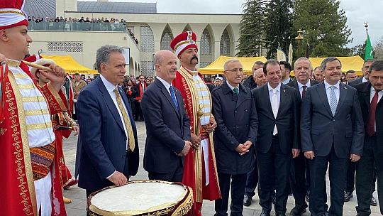 İnönü Üniversitesi 50. Yılını Coşkuyla Kutladı