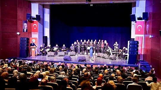 Malatyalı Kadınların İlk Konseri Alkışlarla Geçti
