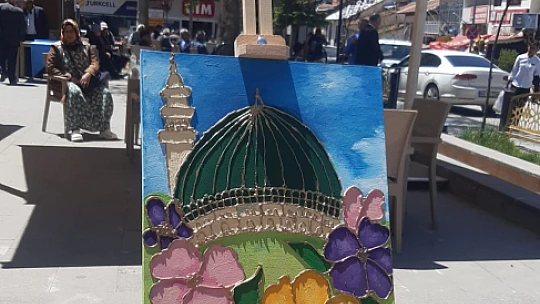 Pütürgeli Gençler Sanatlarını Sergiledi