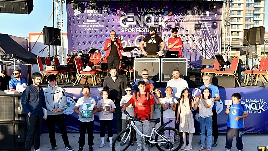 19 Mayıs'a Özel Festivalle Malatya'da Birlik Ruhu Güçlendi