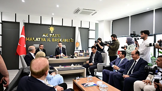 Bakan Bayraktar : 'Deprem Bölgesinde Altyapı Çalışmaları 2025 Sonunda Tamamlanacak'