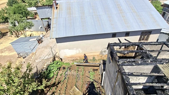 Arapgir'de Kırsal Alanda Çıkan Ev Yangını Korkuttu