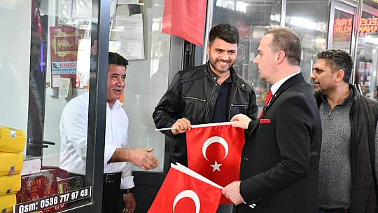 Karademir: 'Cumhuriyetimizin 102'nci Yılında Her Yer Kırmızı Beyaz Olsun'