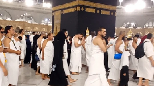 Malatyalı Umreciler Kâbe'yi Gözyaşlarıyla Selamladı