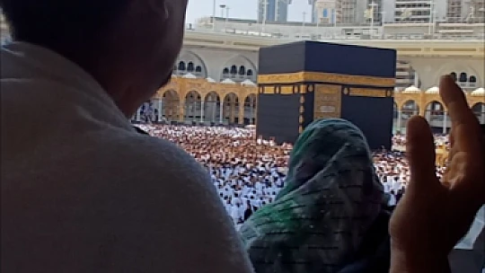 Malatyalı Umreciler Kâbe'yi Gözyaşlarıyla Selamladı