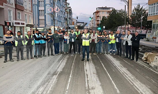 Başkan Uzun, 4 Eylül Caddesi'ndeki Çalışmaları İnceledi