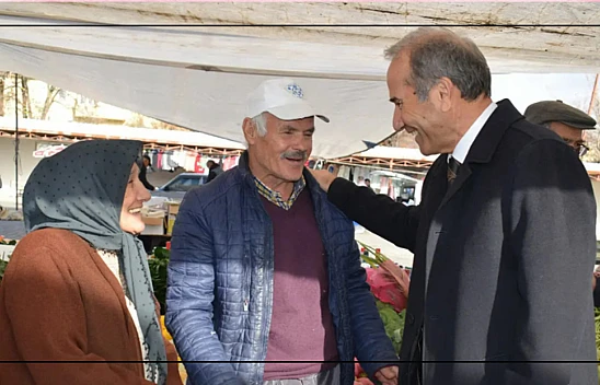 CHP Heyeti Çarşamba Pazar Esnafını Ziyaret Etti...