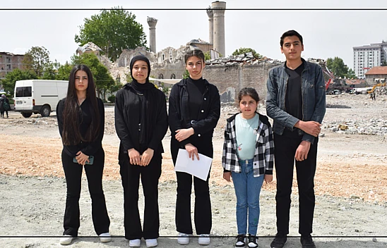 Çocuk Meclisi: Geleceğimiz için Söz  Sahibi Olmak İstiyoruz