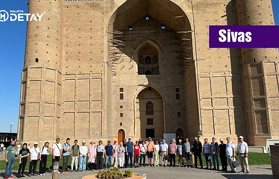 Diriliş Nesli Ahmet Yesevî Yolunda…